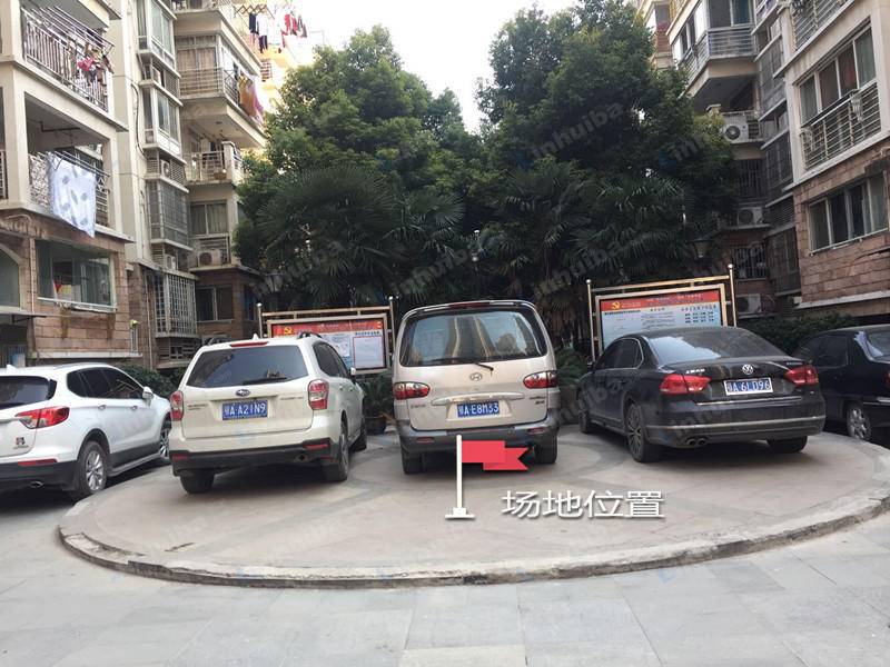 雅丰园 - 靠近门卫亭