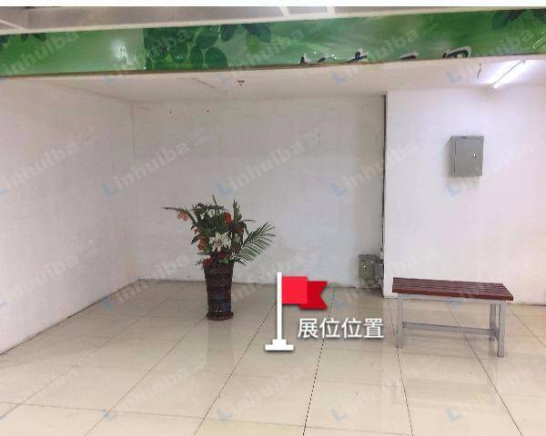 大商鲜生新华绿洲店 - 地下一层牛肉干店旁边