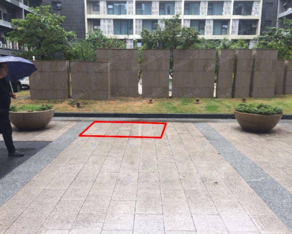 杭州泰嘉园 - 园区超市旁过道