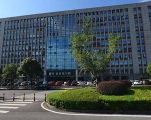 长沙麓谷新长海中心 - B1栋一楼出入口