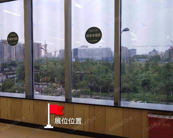 杭州永辉超市地铁东城广场店 - 收银台出口饮料机边上