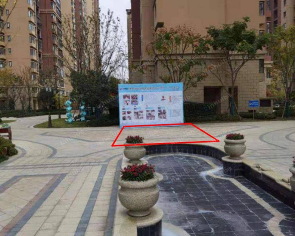 泰州恒大华府 - 小广场