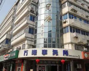 一楼进门里面拐角处