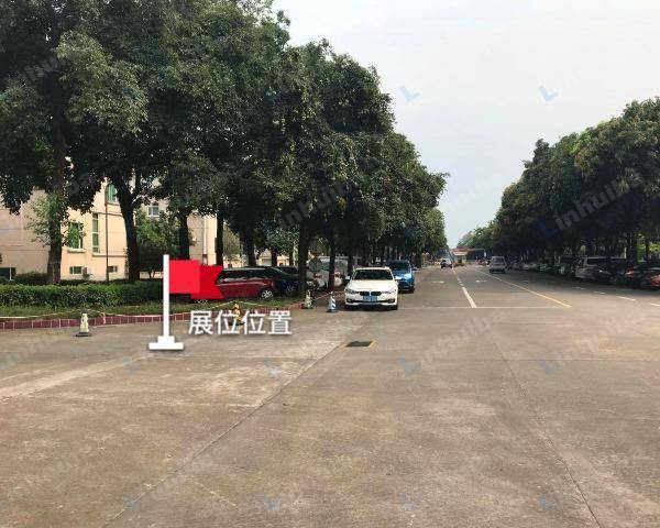 东乐花园 - 小区内通道十字路口