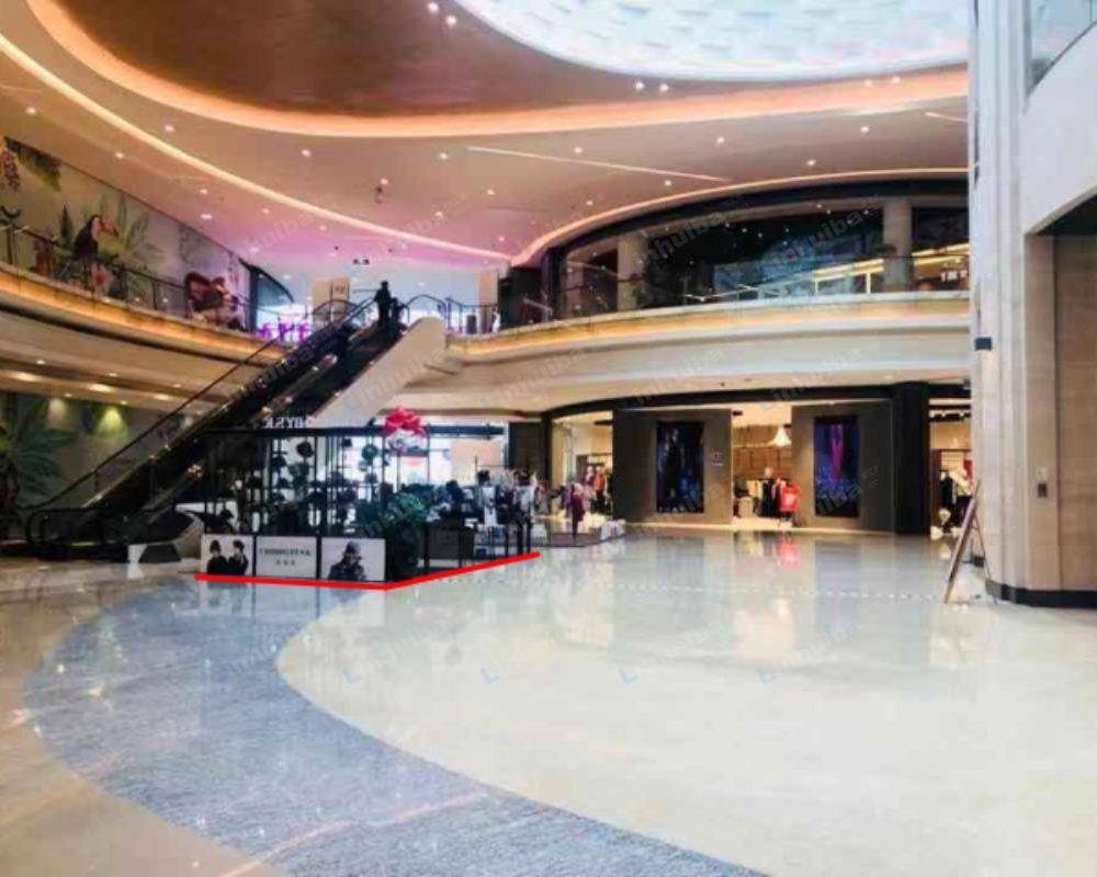 深圳欢乐海岸购物中心 - 一楼过道