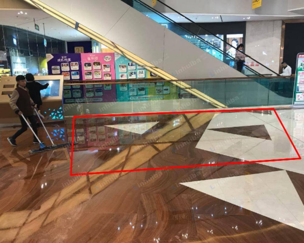 长沙CFC富兴时代 - 钻石庭东入口处过道