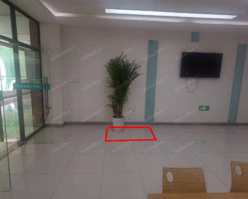 杭州树兰医院食堂 - 一楼电视旁空地
