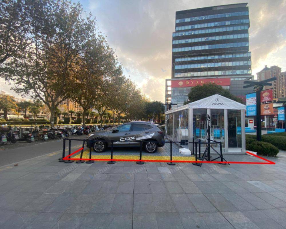 上海金桥国际商业广场 - 外广场