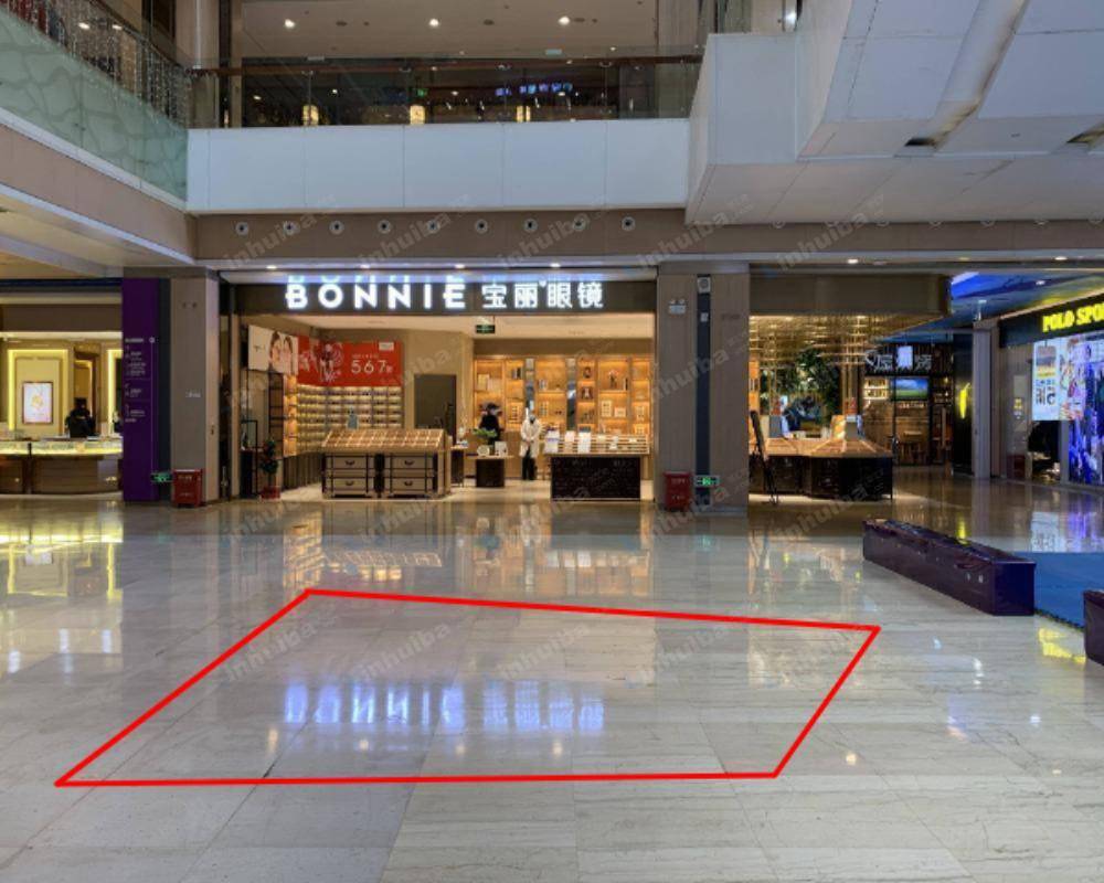 杭州天虹购物中心 - 一楼西门入口连廊