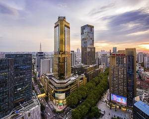 南京金鹰国际购物中心新街口店 - B座西广场