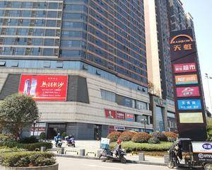 长沙天虹CCMALL店 - 二楼超市扶梯侧位