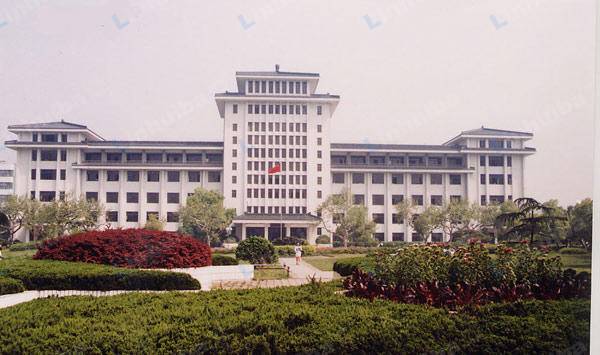 浙江大学西溪校区 - 学校广场