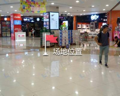 欧尚超市金科路店 - 一楼过道边柜旁边