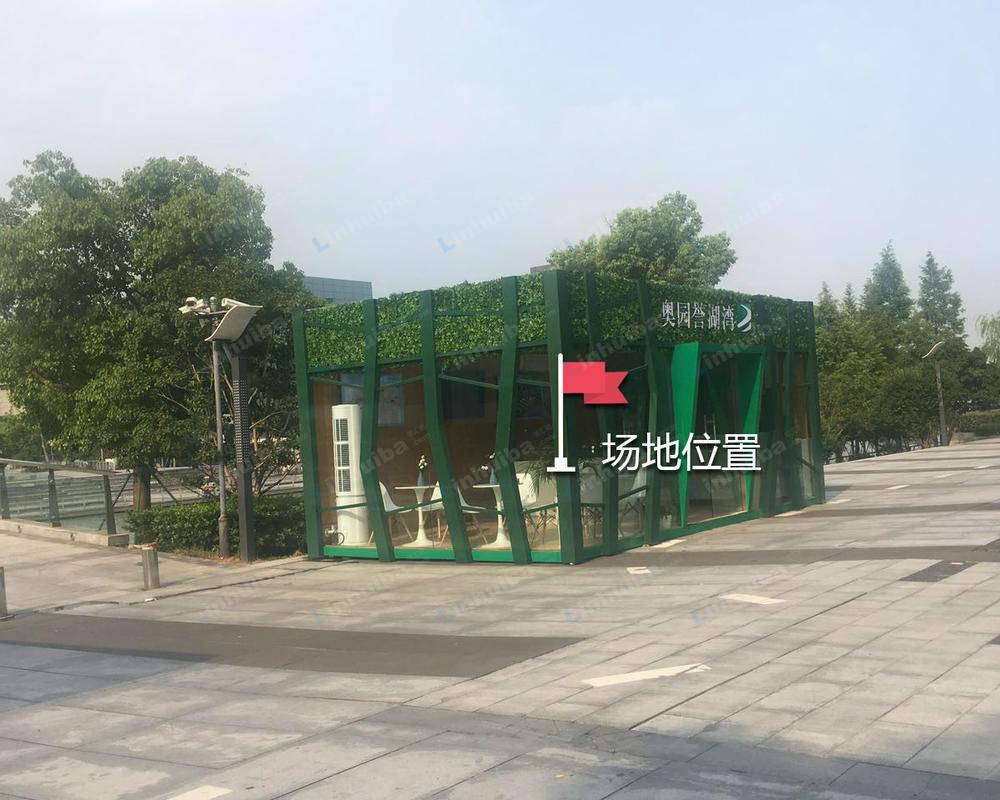 宁波文化广场 - 宁波文化广场中间桥南头东侧