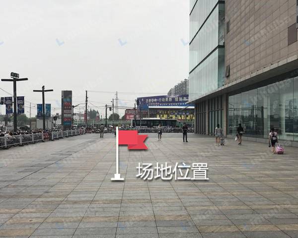 上海万达影院周浦万达广场店 - 外广场中央区