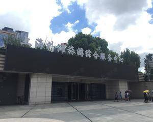 地下二楼厕所门口