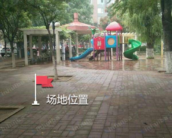 北京西马金润家园 - 北广场儿童滑梯处