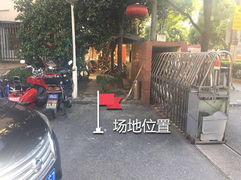 上海申华小区 - 小区入口处