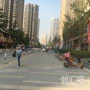 武昌府花样街二期停车场旁空地