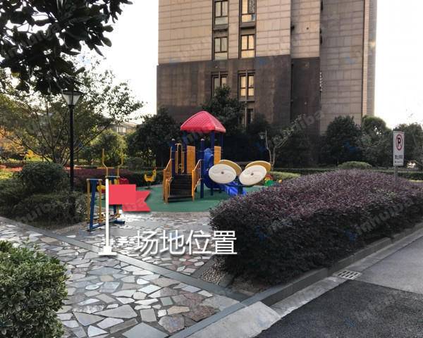 上海阳光花城二期 - 小区健身广场