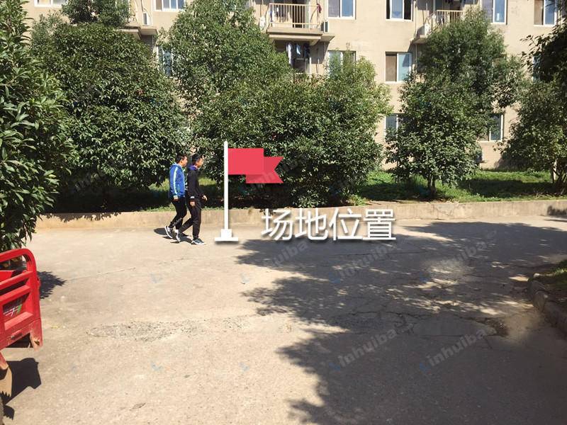 湖北第二师范学院(汤逊湖校区)-东门 - 学校男生公寓楼八号楼与男生七号楼交叉口