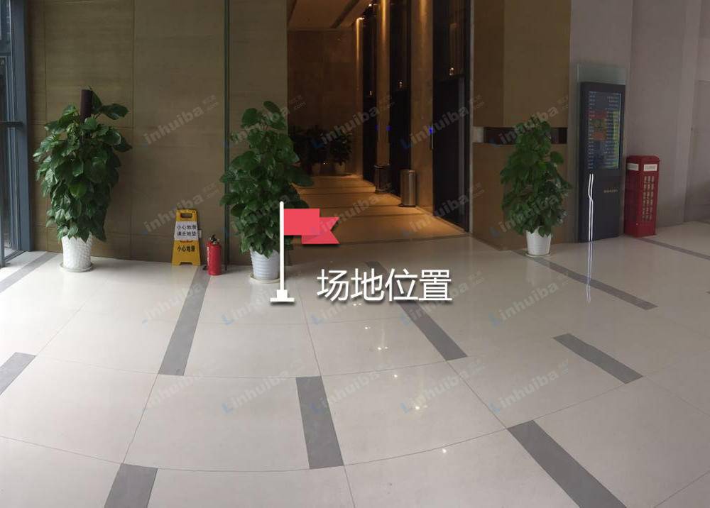 星光时代 - 大厦大厅靠近电梯