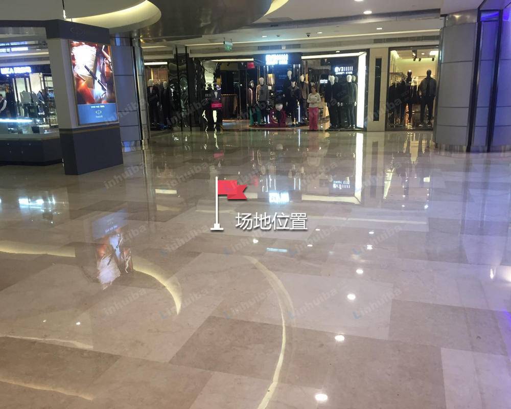 武商MALL - B区与C区连廊广场